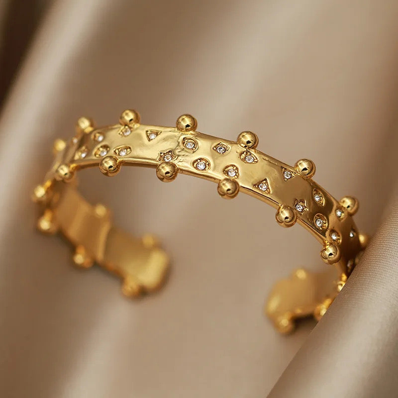 Queen Bracelet