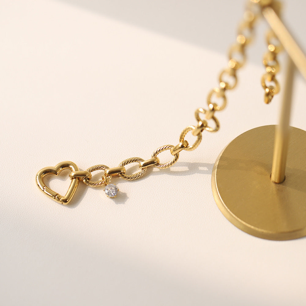 Chain of love